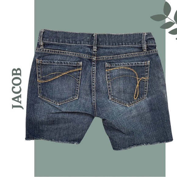 🛍️3/$40 Jacob Women's Denim Cut Off. Shorts - Blue Whiskering Detail Size 28 - Picture 2 of 4